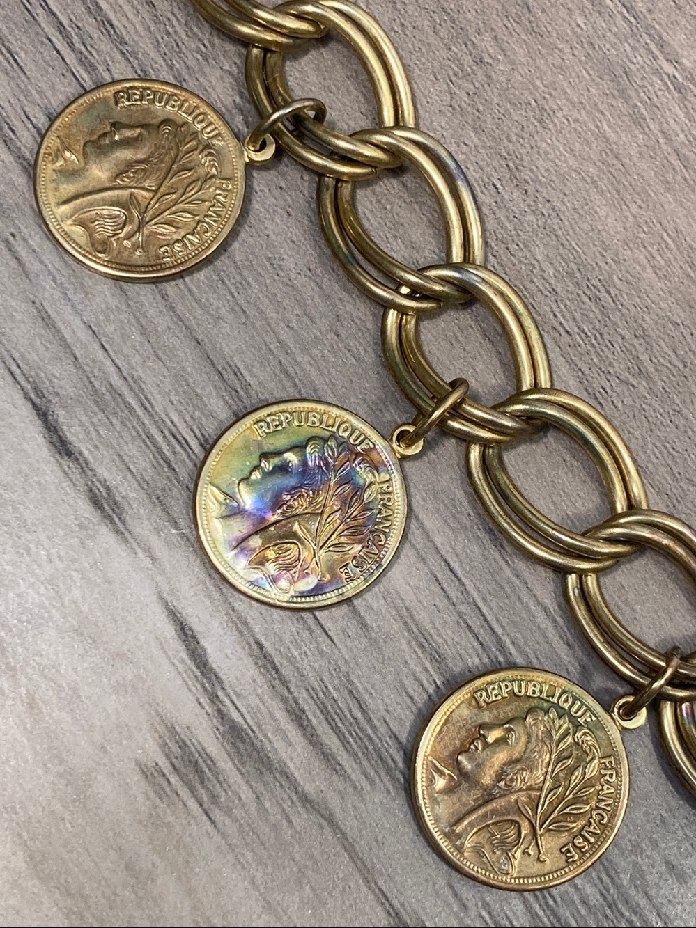 Vintage Chain Belt With Coin Key Lock Charms - Picture 8 of 16